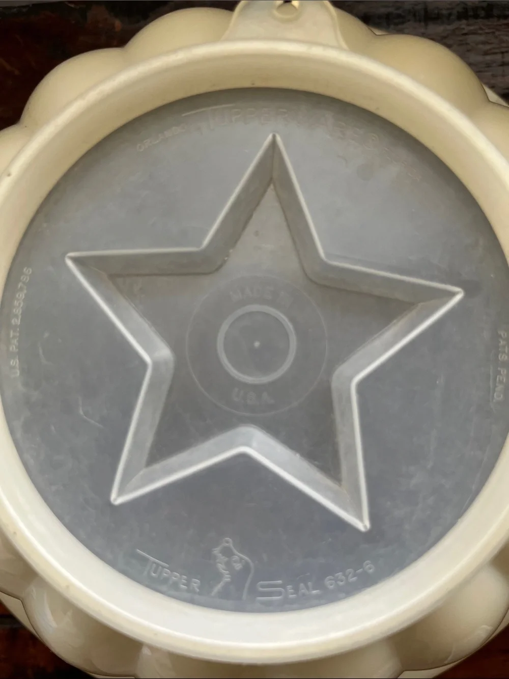 Vintage Original Tupperware Jel-O-Mold Cream Color Marked Tupper- Seal 3 Pieces